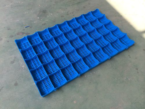 厂家生产供应 加厚塑料防潮板 地仓板 垫底板防潮板 塑料板